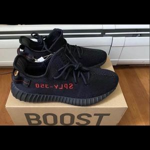 Yeezy 350 black red